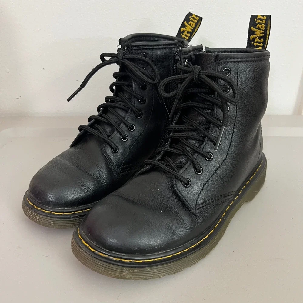 Dr. Martens 1460 J Delaney Kids Boot Size 3 Black Leather Side Zip Combat Grunge
